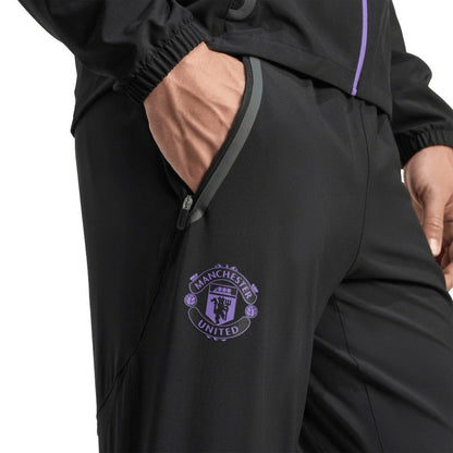 Manchester United 2025/26 Tiro Vis Tech AEROREADY Travel Pants Discount - Black