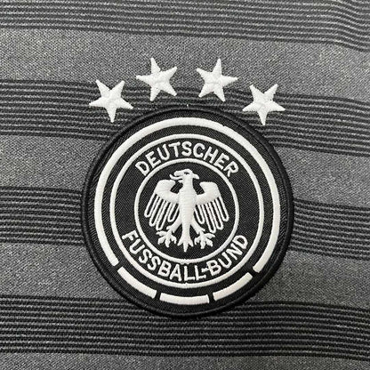 Müller #13 Retro Germany Away Jersey 2016
