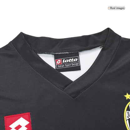 TREZEGUET #17 Retro Juventus Away Jersey 2001/02