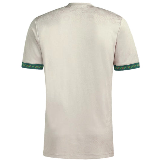 Bayern Munich Wiesn Jersey 2025/26
